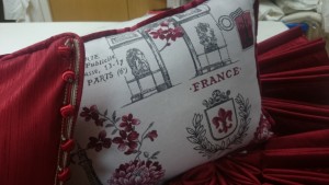 Paris  cushion red piping